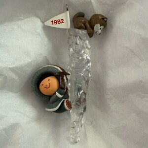 Hallmark Keepsake Ornament Frosty Friends Collection 1982